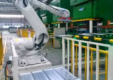 非標自動化流水線設備應用廣泛  　　